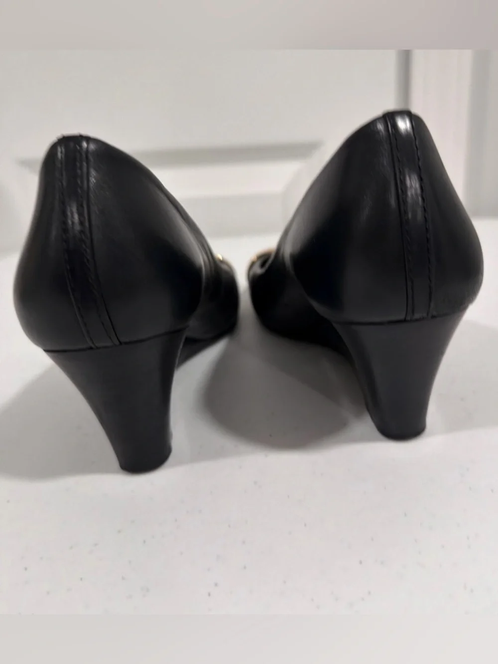 Tory Burch Black Leather Wedge Pumps with Gold Toe Bar - Picture 5 of 7